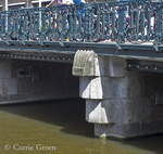 Pijler met jaartal
<br/>
Corrie Groen- Pickhard, 2016-06-08